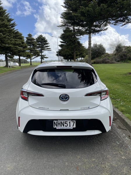 2021 Toyota Corolla GX 1.8P Hybrid Automatic Hatch image 5