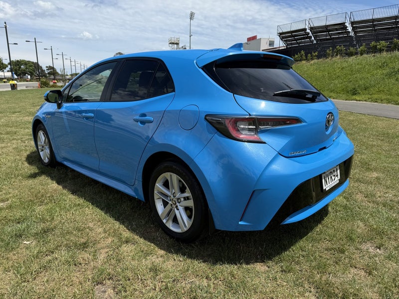 2021 Toyota Corolla GX 1.8P Hybrid FWD Automati... image 5