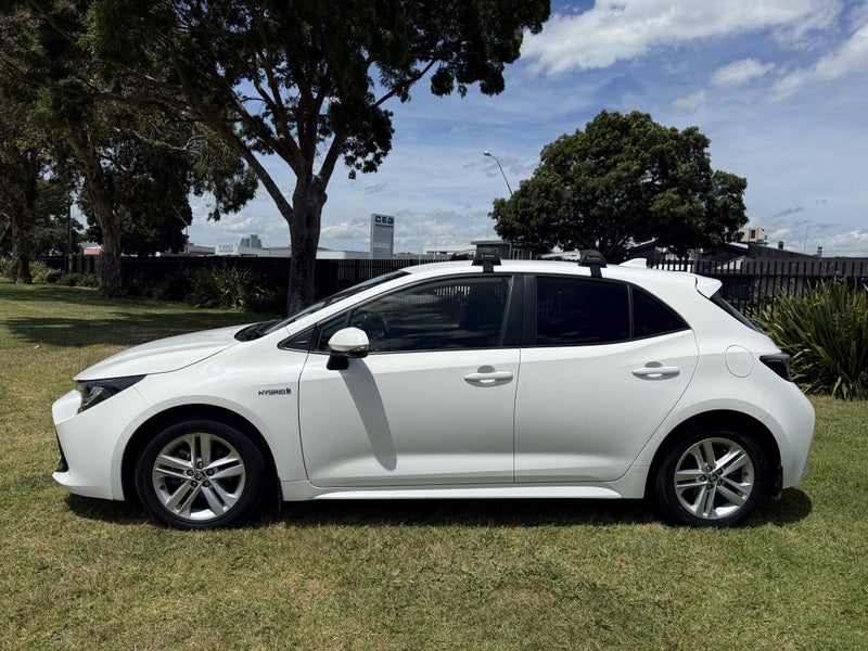 2021 Toyota Corolla GX 1.8P Hybrid FWD Automati... image 4