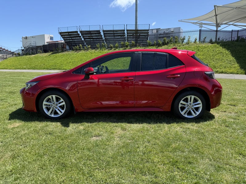 2021 Toyota Corolla GX 2.0P CVT Automatic Hatch image 4