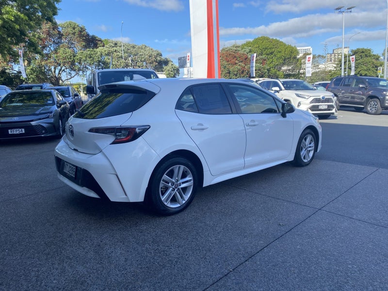 2021 Toyota Corolla GX 2.0P Hatch image 3