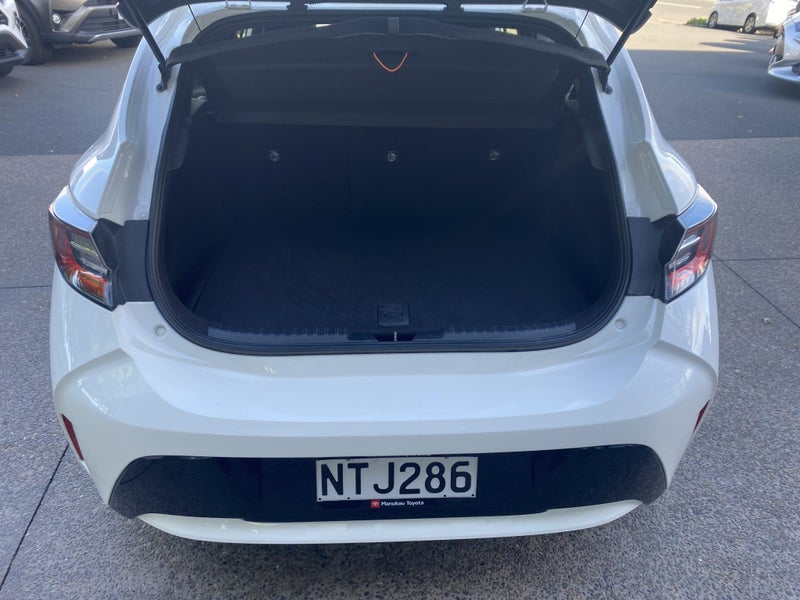 2021 Toyota Corolla GX 2.0P Hatch image 5