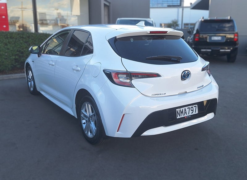 2021 Toyota Corolla GX HYBRID, Push Start image 5