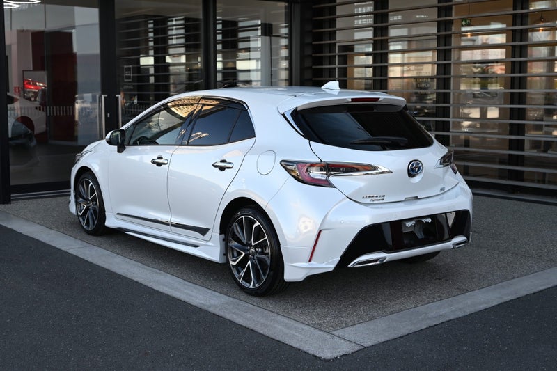 2021 Toyota Corolla Sport 1.8 Petrol Hybrid G F... image 2
