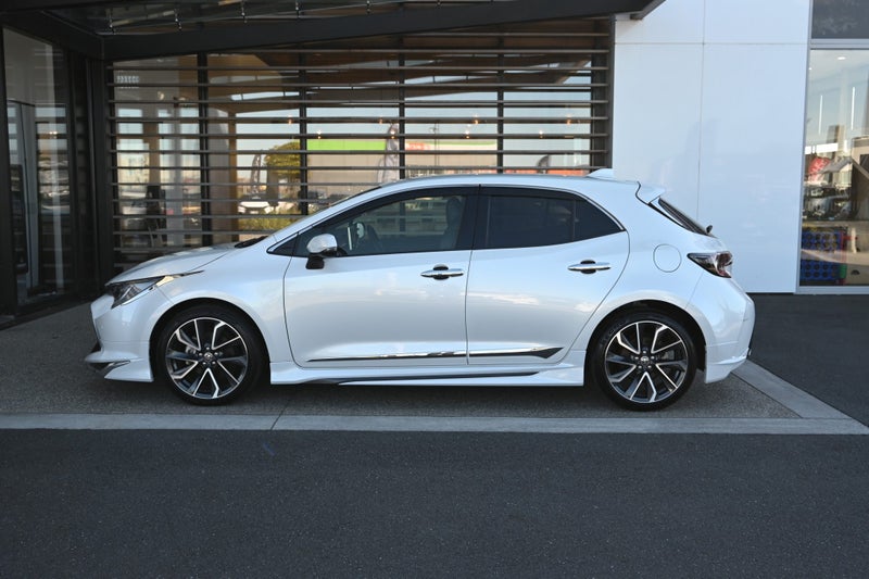 2021 Toyota Corolla Sport 1.8 Petrol Hybrid G F... image 3