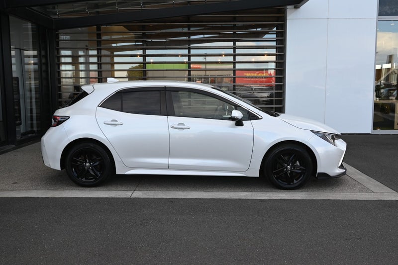 2021 Toyota Corolla Sport 1.8 Petrol Hybrid G F... image 5