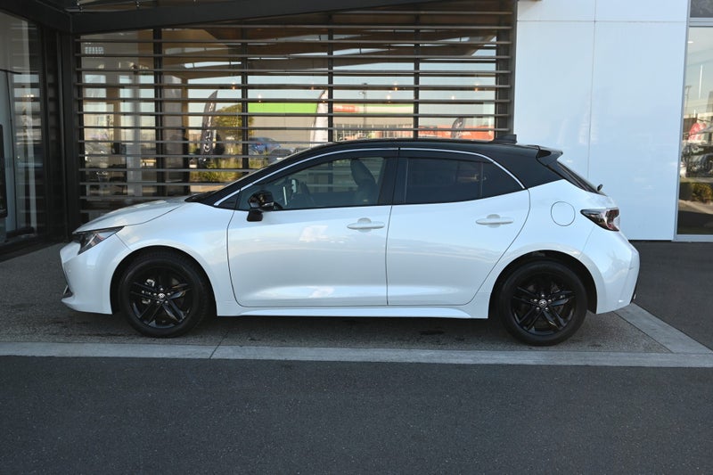 2021 Toyota Corolla Sport 1.8 Petrol Hybrid G F... image 3