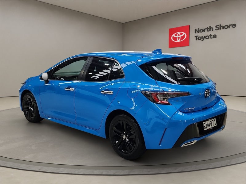 2021 Toyota Corolla Sport 1.8L Hybrid G 2WD Hat... image 5