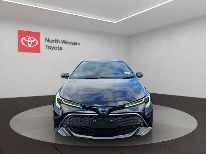2021 Toyota Corolla Sport 1.8L Hybrid G 2WD Hat... image 3
