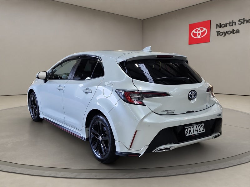 2021 Toyota Corolla Sport 1.8L Hybrid G FWD Hat... image 5