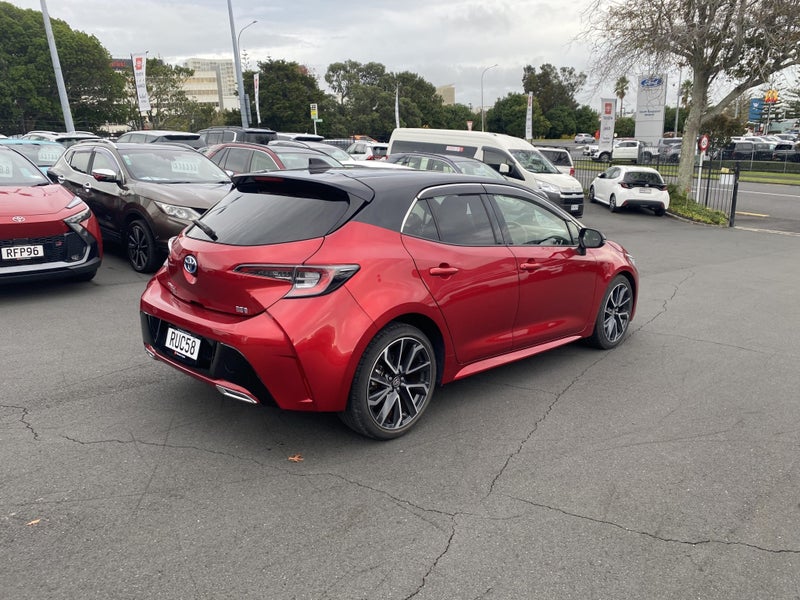 2021 Toyota Corolla Sport 1.8P Hybrid GZ Hatch image 2