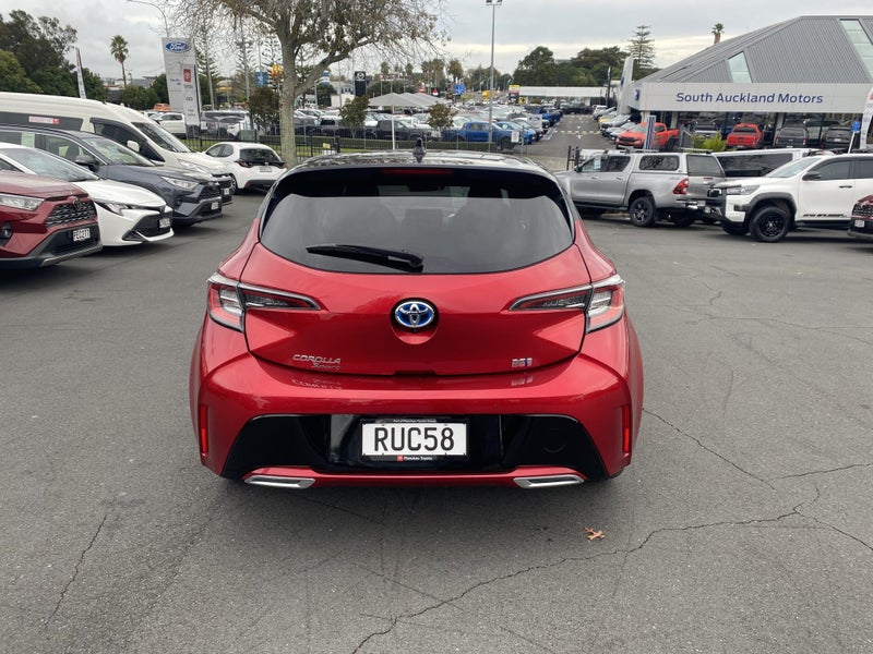 2021 Toyota Corolla Sport 1.8P Hybrid GZ Hatch image 3