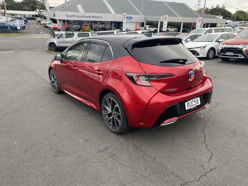 2021 Toyota Corolla Sport 1.8P Hybrid GZ Hatch image 5