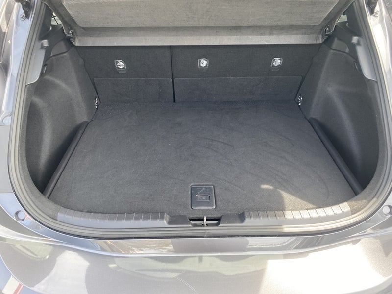 2021 Toyota Corolla SX 1.8P Hybrid image 4