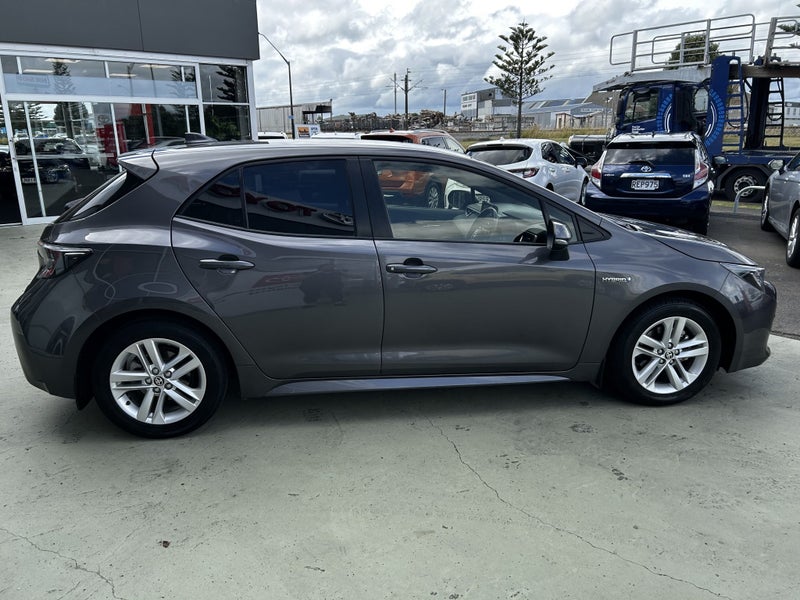 2021 Toyota Corolla SX 1.8P Hybrid FWD Automati... image 5