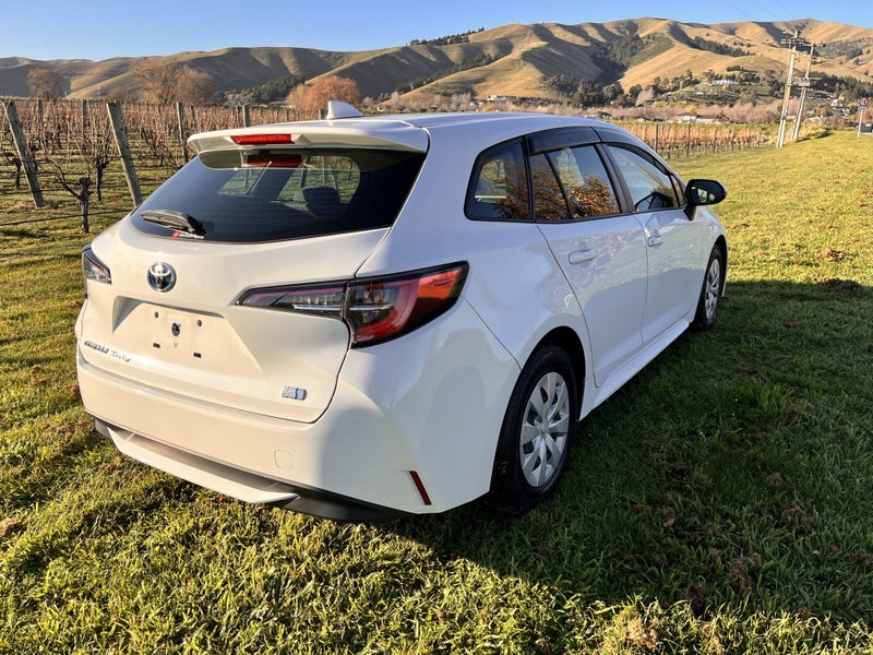 2021 Toyota Corolla Touring 1.8 Hybrid G X 5 Dr... image 4