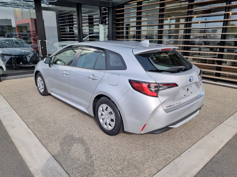 2021 Toyota Corolla Touring 1.8 Hybrid G X 5 Dr... image 5