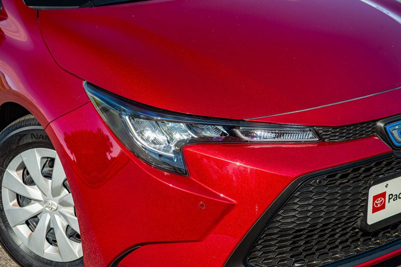 2021 Toyota Corolla Touring 1.8 Hybrid Wagon image 2