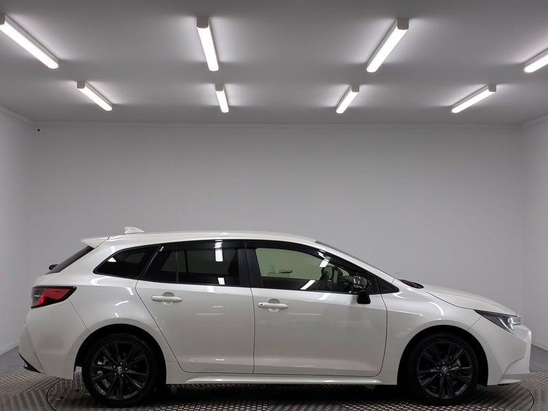 2021 Toyota Corolla Touring 1.8 Hybrid WxB image 2