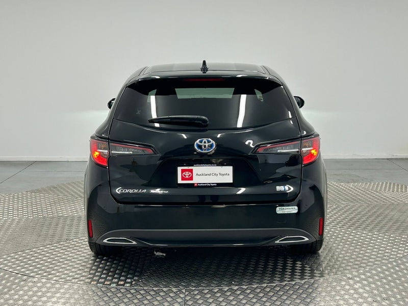 2021 Toyota Corolla Touring 1.8 Hybrid WxB image 4