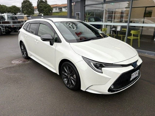 2021 Toyota Corolla Touring 1.8 Hybrid WxB image 4