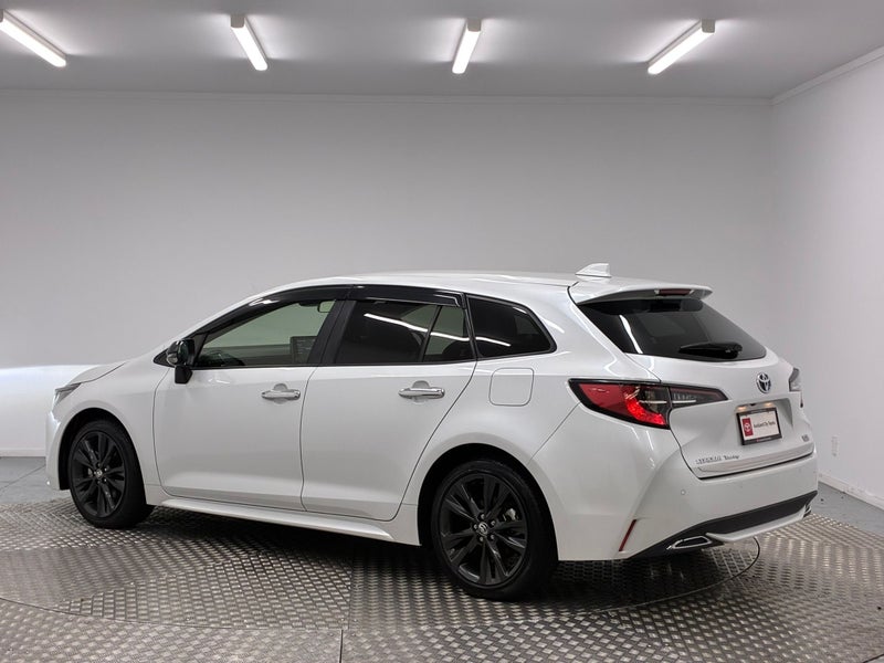 2021 Toyota Corolla Touring 1.8 Hybrid WxB image 5