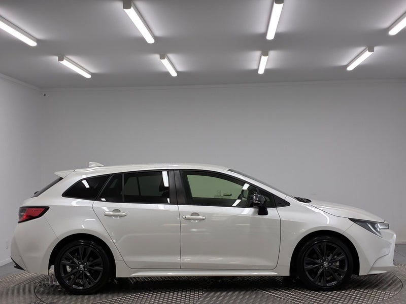2021 Toyota Corolla Touring 1.8 Hybrid WxB image 2