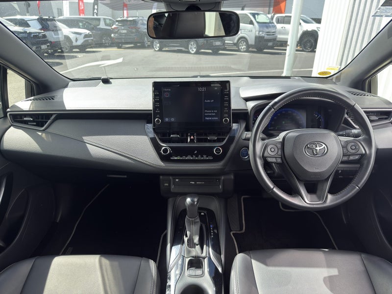 2021 Toyota Corolla Touring 1.8 Hybrid WxB 5 Dr... image 2