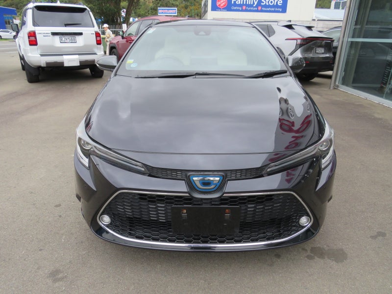 2021 Toyota Corolla Touring 1.8 Hybrid WxB 5 Dr... image 3
