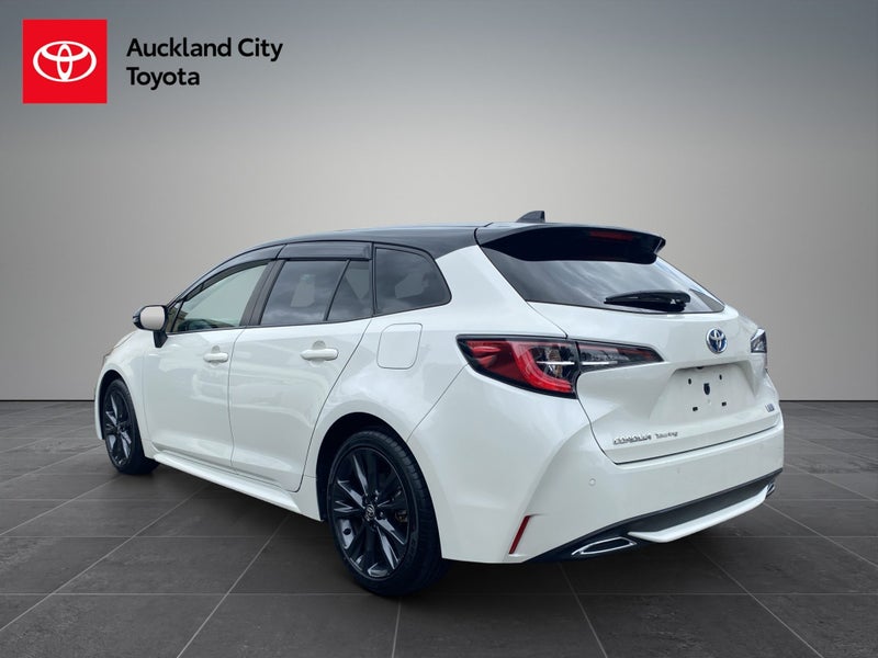 2021 Toyota Corolla Touring 1.8 Hybrid WxB 5 Dr... image 5