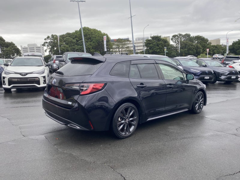2021 Toyota Corolla Touring 1.8 Hybrid WxB 5 Dr... image 2