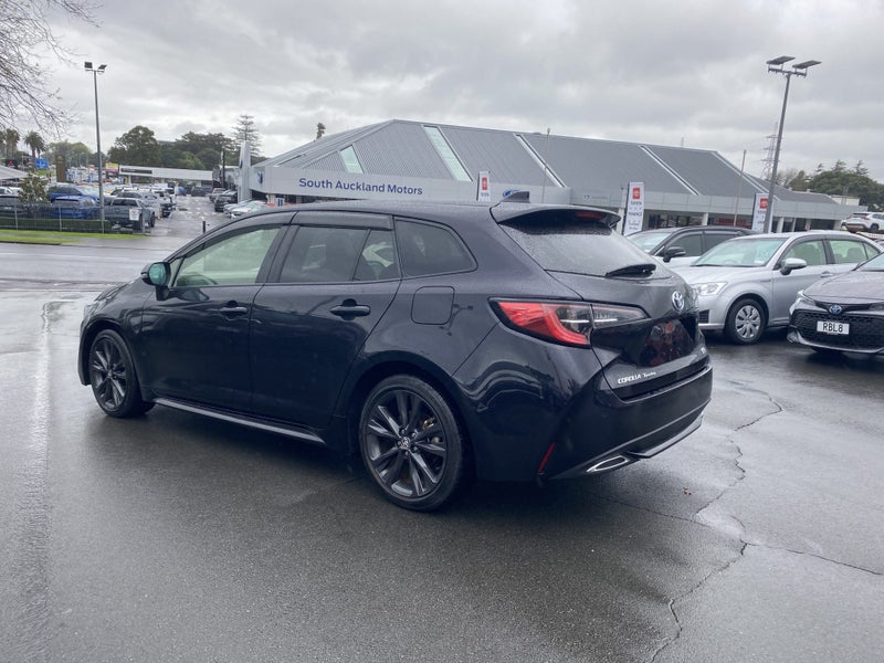 2021 Toyota Corolla Touring 1.8 Hybrid WxB 5 Dr... image 4