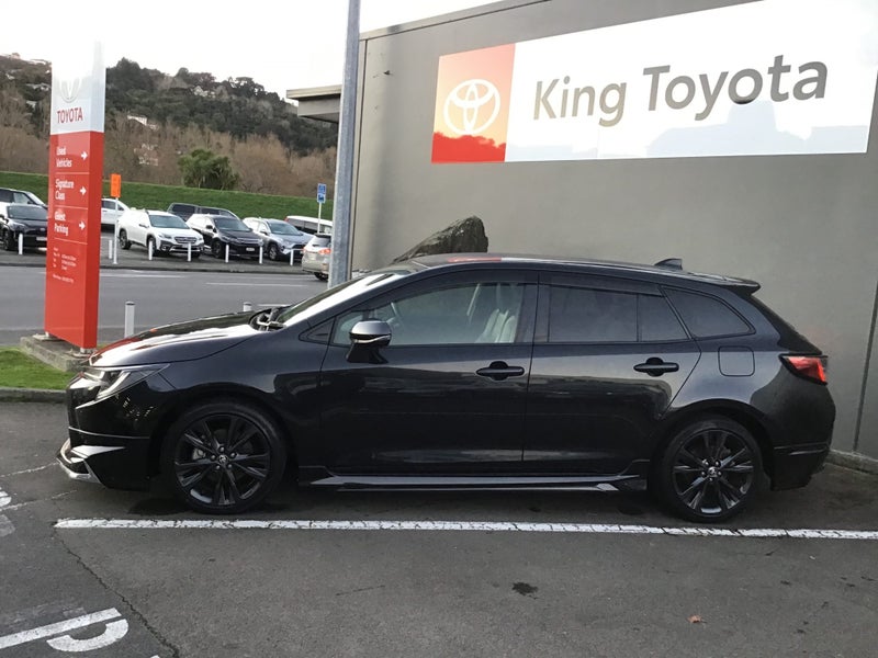 2021 Toyota Corolla Touring 1.8 Hybrid WxB image 2