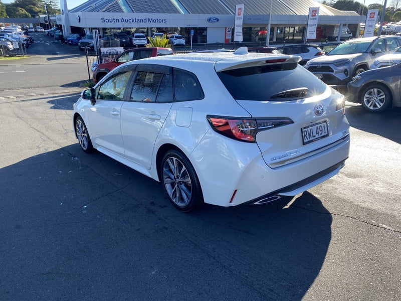 2021 Toyota Corolla Touring 1.8 Hybrid WxB image 5