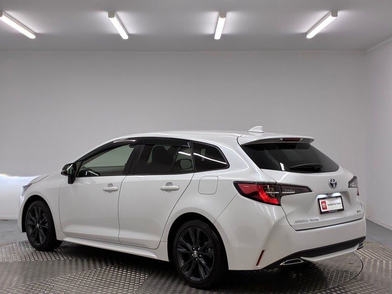 2021 Toyota Corolla Touring 1.8 Hybrid WxB image 5