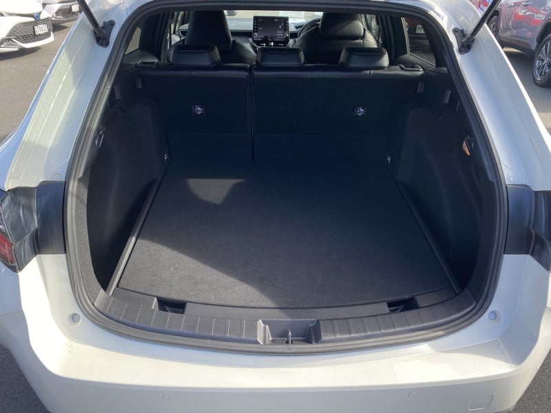 2021 Toyota Corolla Touring 1.8 Hybrid WxB Wagon image 4