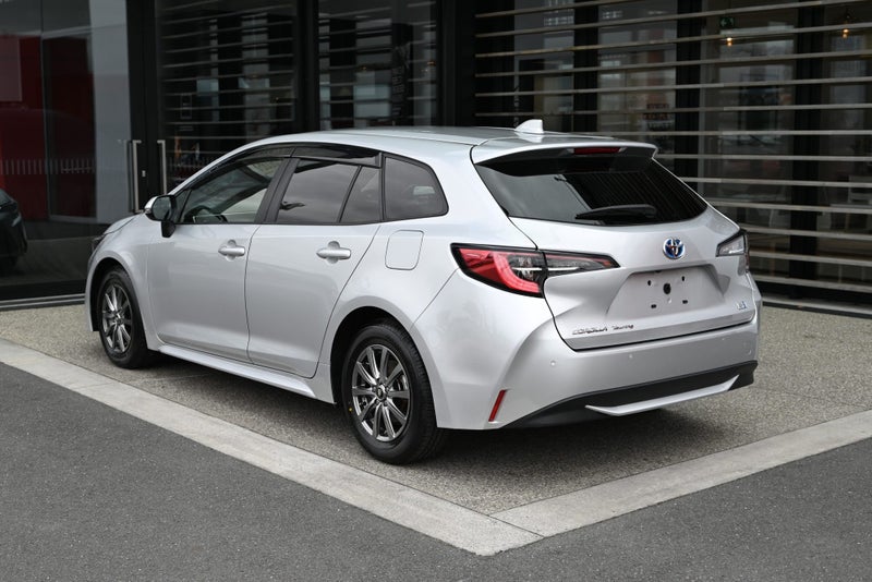 2021 Toyota Corolla Touring 1.8 Petrol Hybrid S... image 2