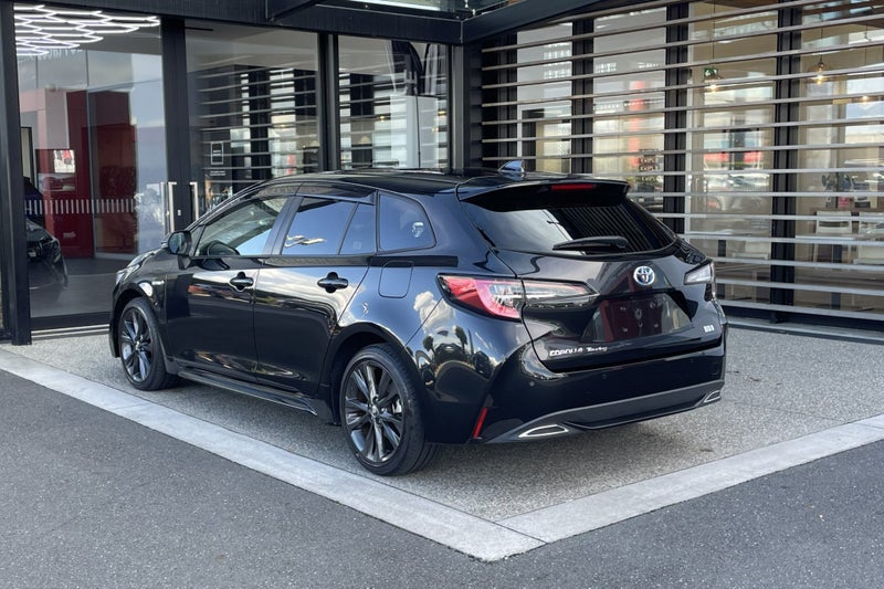 2021 Toyota Corolla Touring 1.8 Petrol Hybrid W... image 2