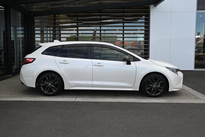 2021 Toyota Corolla Touring 1.8 Petrol Hybrid W... image 5