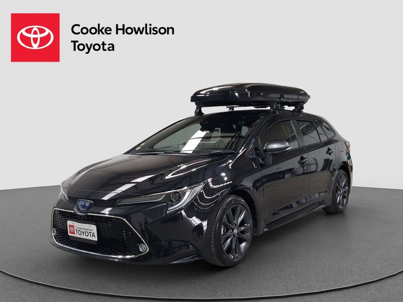2021 Toyota Corolla Touring 1.8L Hybrid image 3