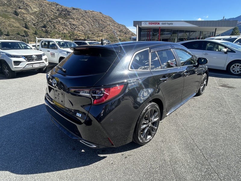 2021 Toyota Corolla Touring image 4