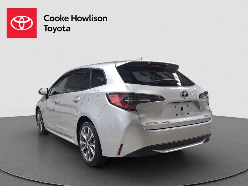 2021 Toyota Corolla Touring Hybrid image 5