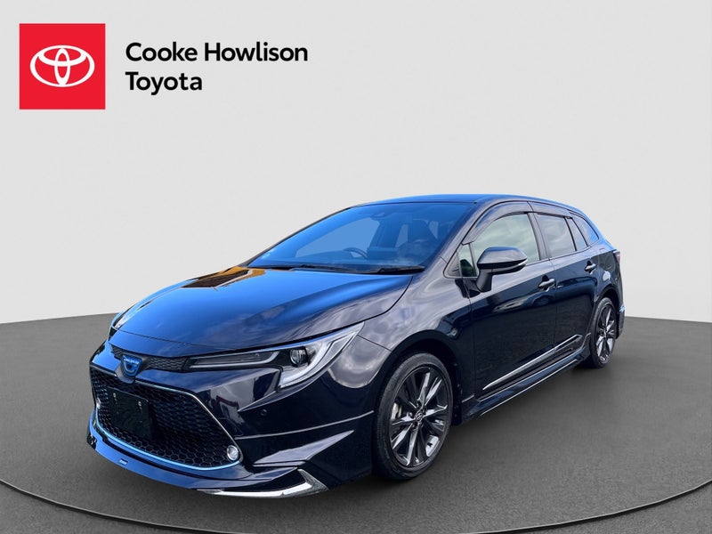 2021 Toyota Corolla Touring Hybrid image 3