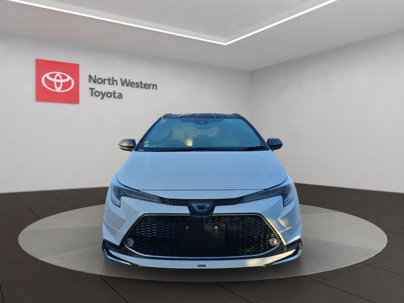 2021 Toyota Corolla Touring Touring 1.8L Hybrid... image 2
