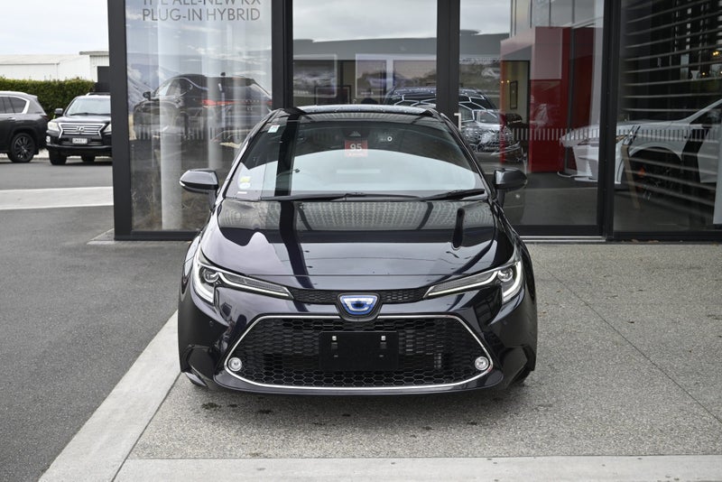 2021 Toyota Corolla Touring WXB 1.8 Hybrid FWD... image 2