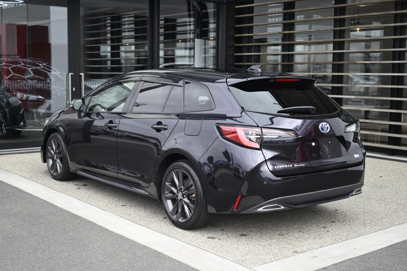 2021 Toyota Corolla Touring WXB 1.8 Hybrid FWD... image 5