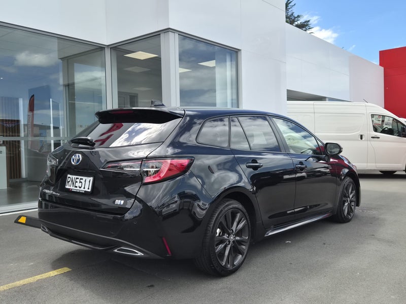 2021 Toyota Corolla Touring WXB 1.8P HYBRID Auto image 3