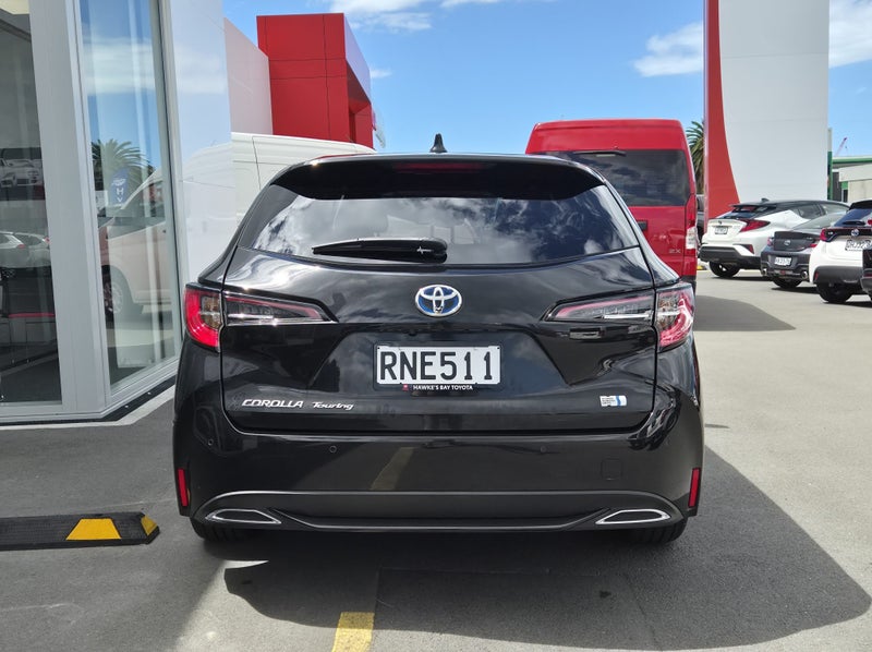 2021 Toyota Corolla Touring WXB 1.8P HYBRID Auto image 4