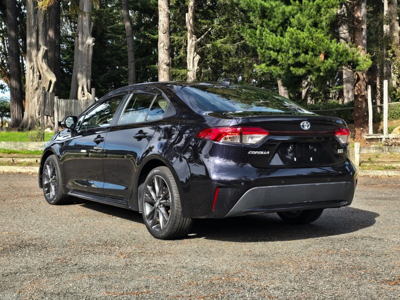 2021 Toyota Corolla WxB Hybrid image 5