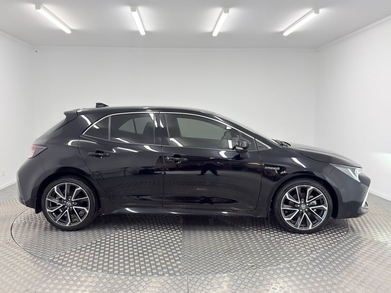 2021 Toyota Corolla ZR 1.8P Hybrid image 2